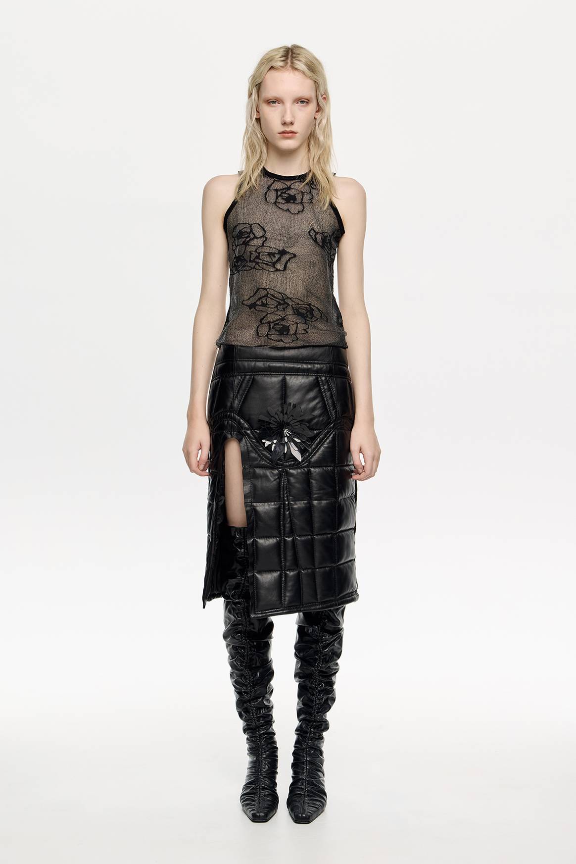 Diseño de la colección cápsula “Bimba y Palomo, an upcycling project by modaUVigo”.