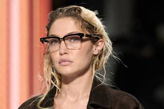 Luxemarges, massamarktvolumes: Waarom brillen de nieuwe steunpilaar van retail zijn