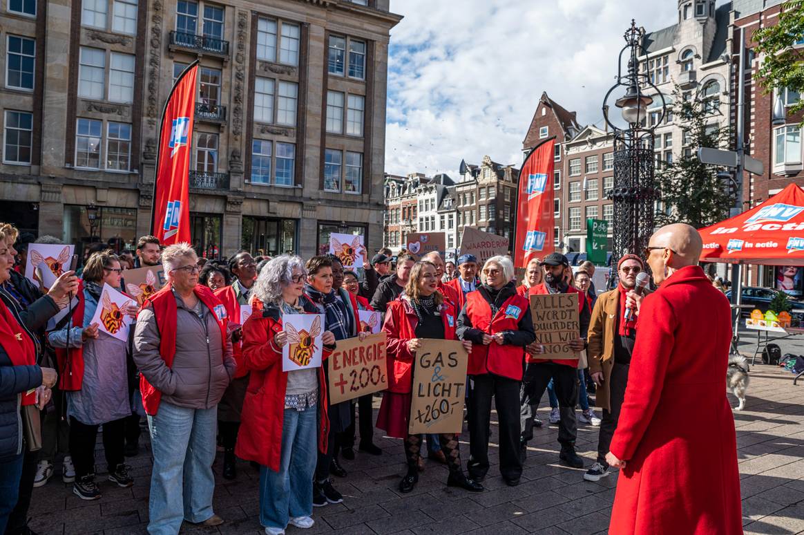 De staking van Bijenkorf-personeel. Beeld: Aygin Kolaei voor FashionUnited