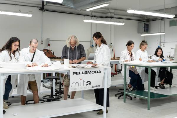 Pellemoda e Mita Academy promuovono un corso di pelletteria