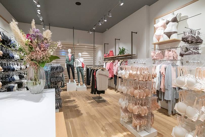 Binnenkijken bij de eerste Esprit bodywear winkel in Nederland