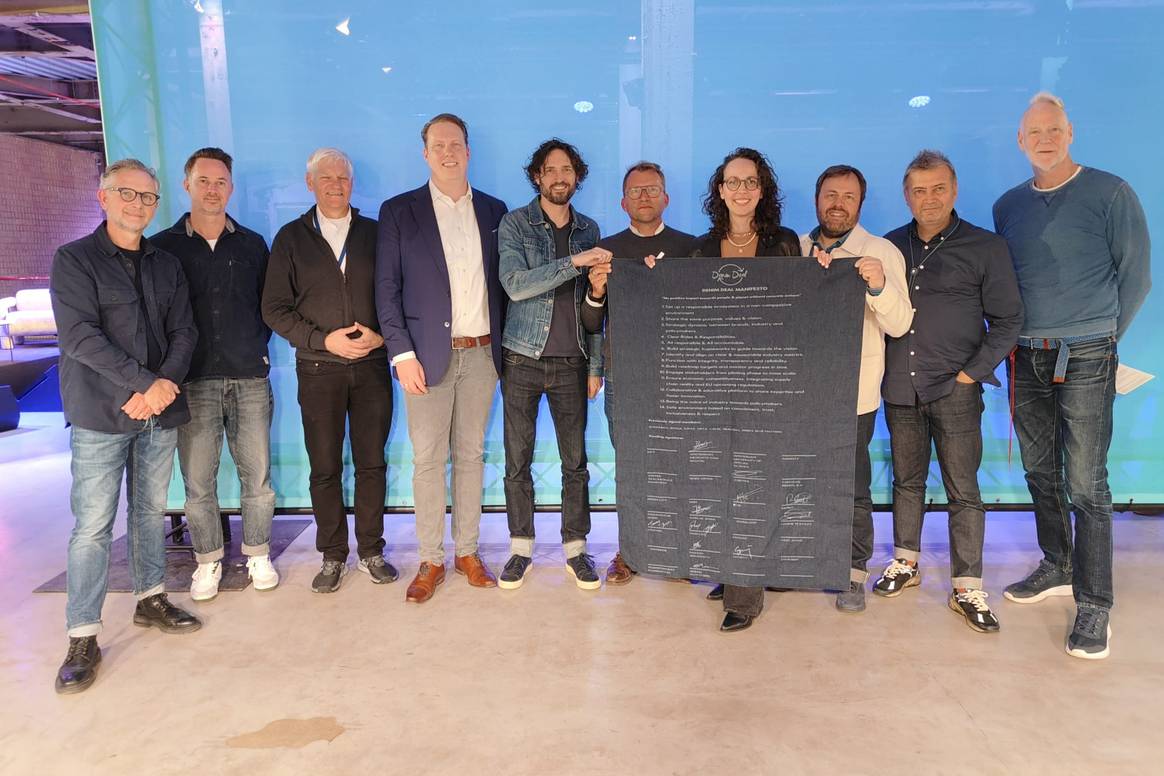 Various stakeholders of the Denim Deal 2.0 at Kingpins Amsterdam in April 2024. Image: Denim Deal / Nicolas Prophte