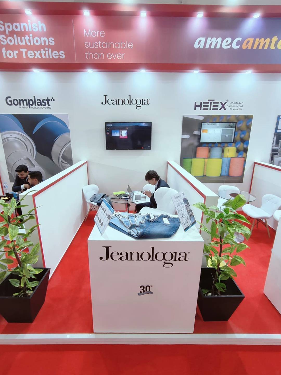 Jeanologia's stand op de “Egypt Stitch&Tex” beurs in Caïro, februari 2025.