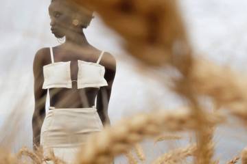 Jacquemus moves to in-season fashion show model