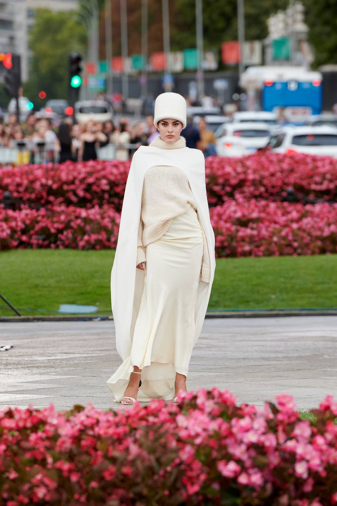 Desfile inaugural en la Puerta de Alcalá de Madrid es Moda, el sábado 7 de septiembre de 2024 en Madrid (España).