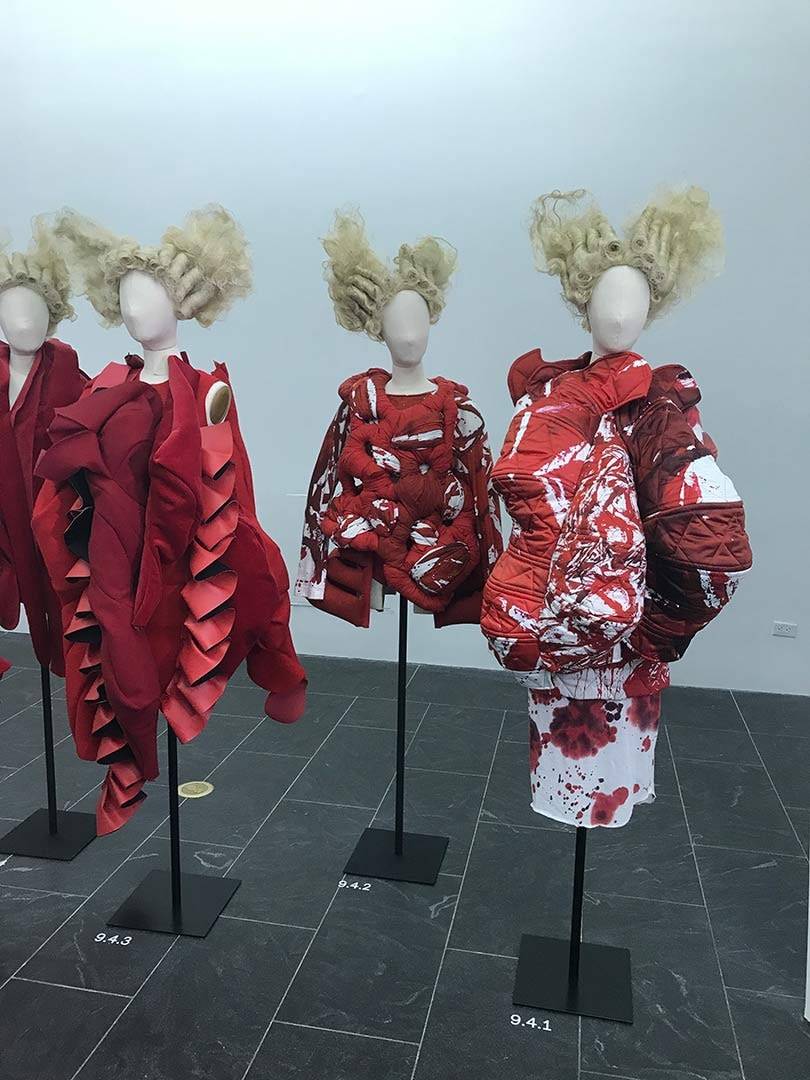 Tentoonstelling over Comme des Garçons’ Rei Kawakubo geopend