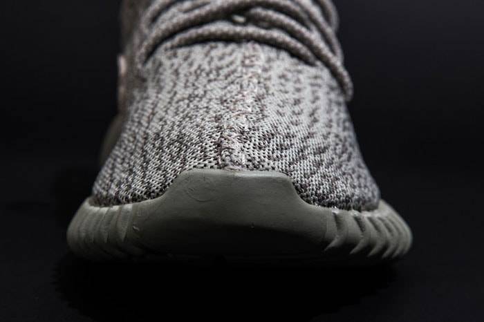 Nachtenlang kamperen voor een paar Yeezy Boost 350 sneakers