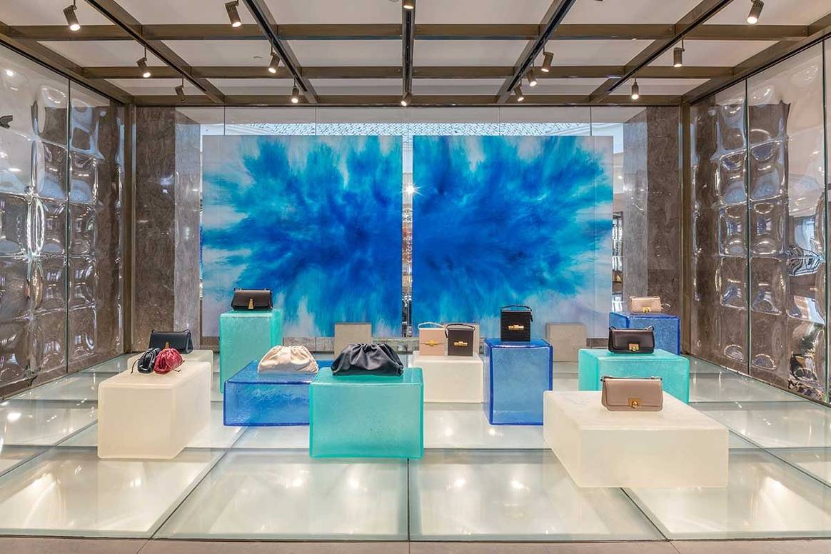 En image : le pop-up store Bottega Veneta aux Galeries Lafayette Champs-Élysées