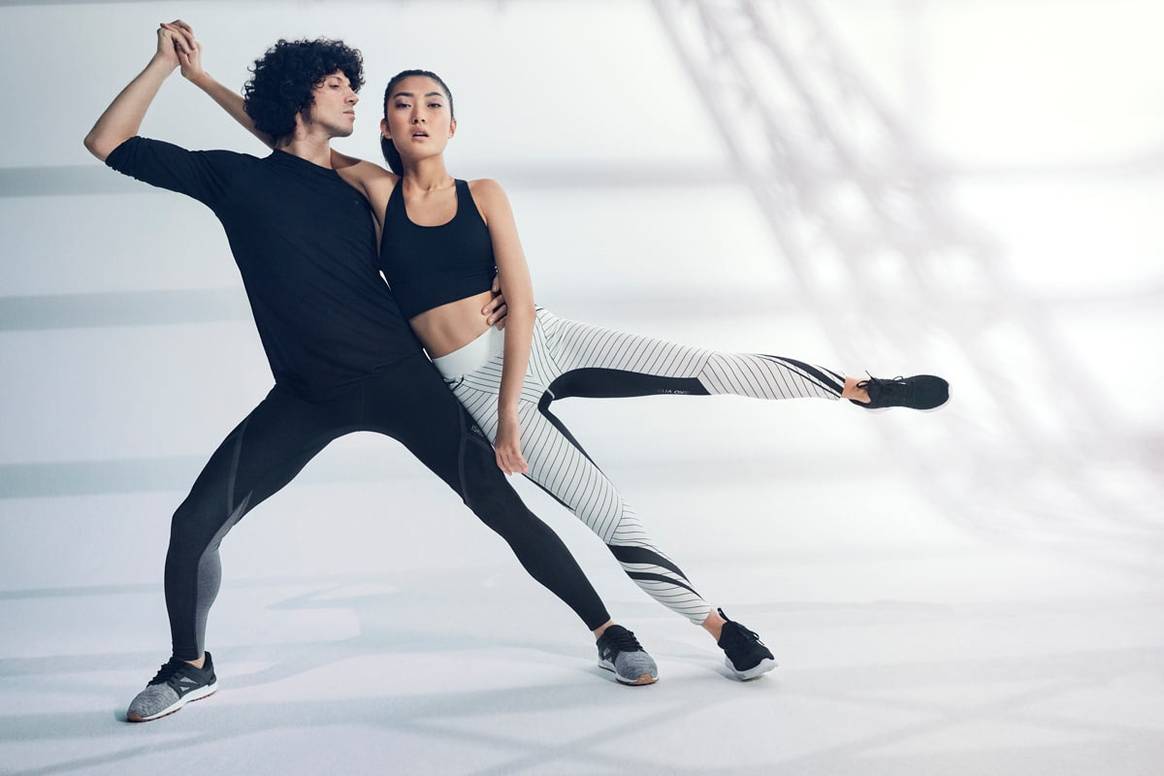 Die Performance-Wear-Szene darf sich auf die innovativen Lösungen ISKO Vital™ und ISKO Arquas™ freuen.