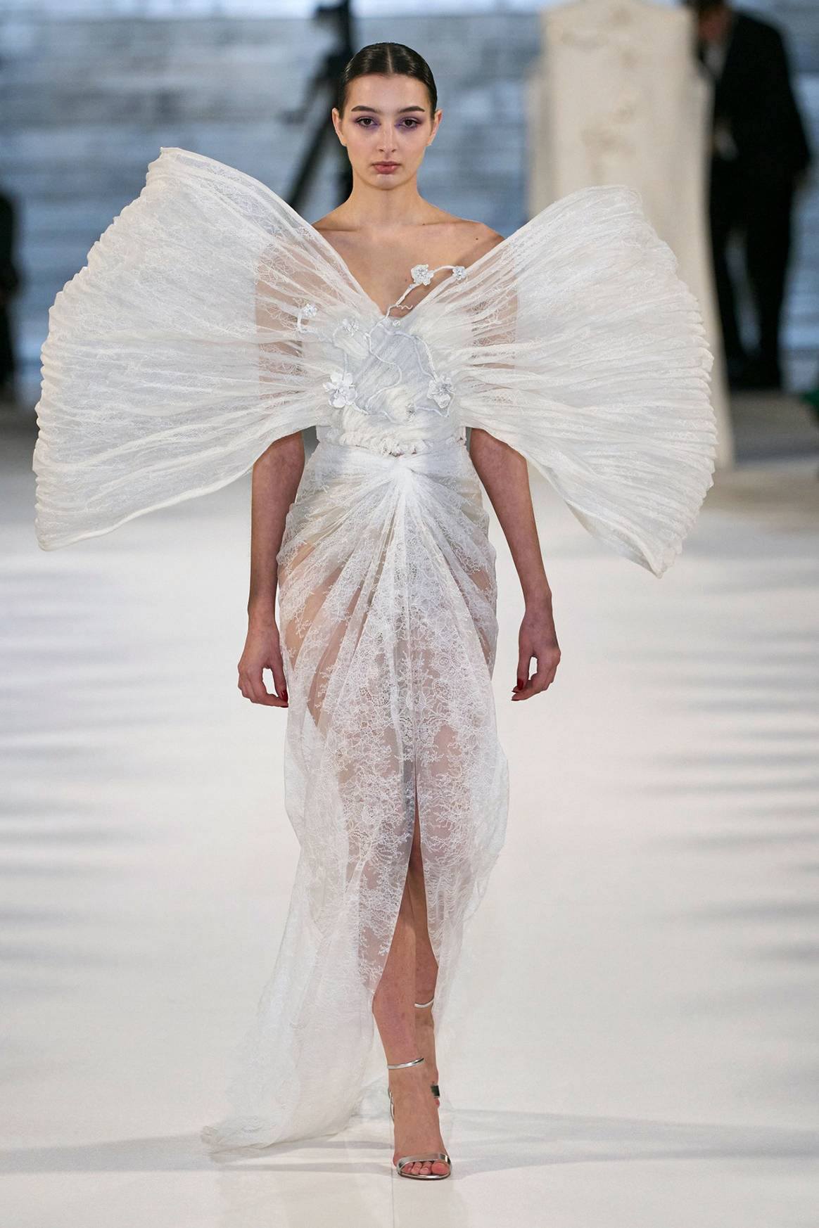 Juana Martín, colección “La rosée” de Alta Costura para la temporada Primavera/Verano SS24.