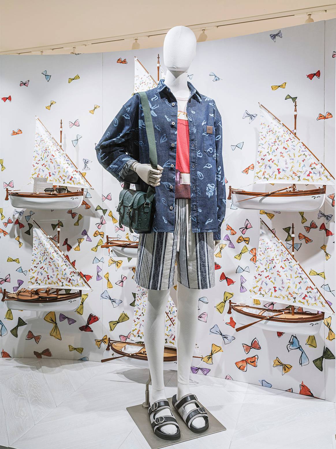 Tienda “resort” de Dior in Ibiza, for the season of Verano 2026.