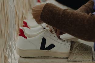 Cotton, cornstarch and ricinus oil: Veja’s approach to vegan leather alternatives