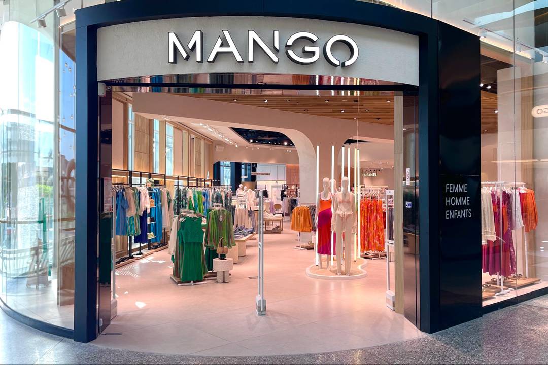 Mango store Nice (retail concept New Med)