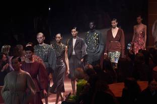 Harrods’ Buying Director: Milan Fashion Week H/W25-Kollektionen waren „zurückhaltend“