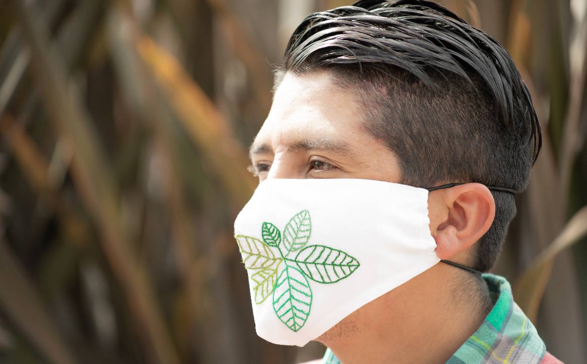 Con estos cubrebocas buscan reactivar la economía de zonas vulnerables de Chiapas
