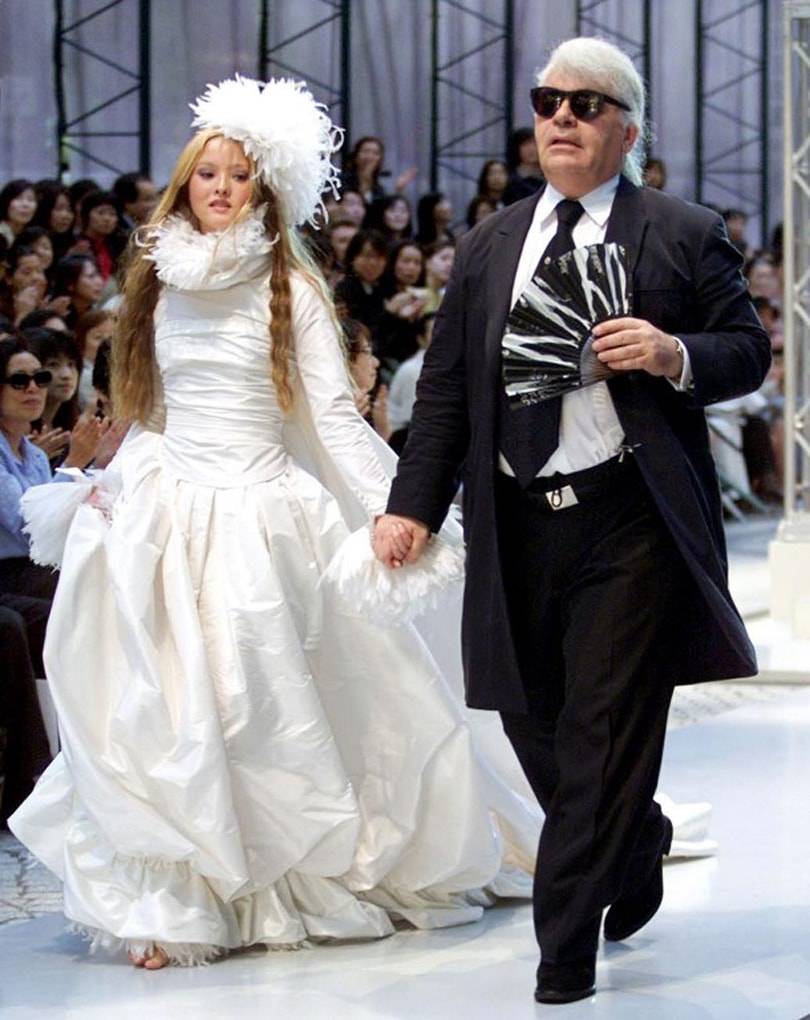 In Beeld: het leven en de carrière van Karl Lagerfeld