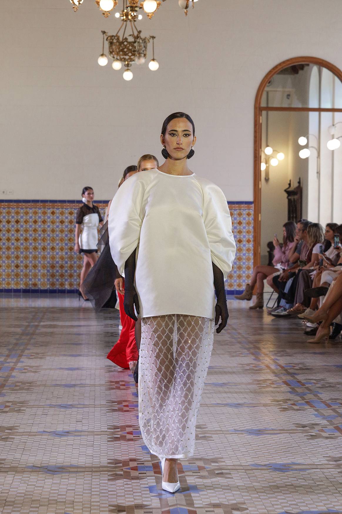 Desfile de Ramelle (Rumanía) durante la IV edición de la Mediterránea Fashion Week Valencia de septiembre de 2025.