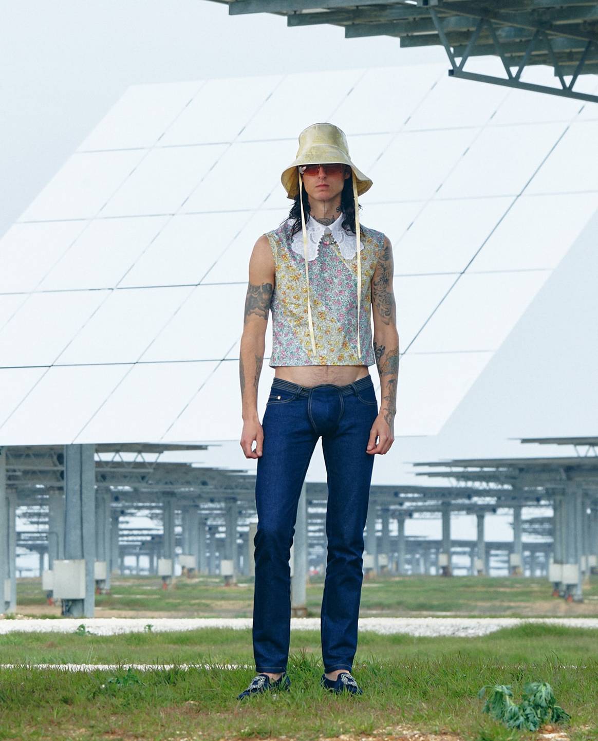 Palomo Spain irrumpe en París Fashion Week con una colección “hippie” repleta de “positividad y luminosidad”