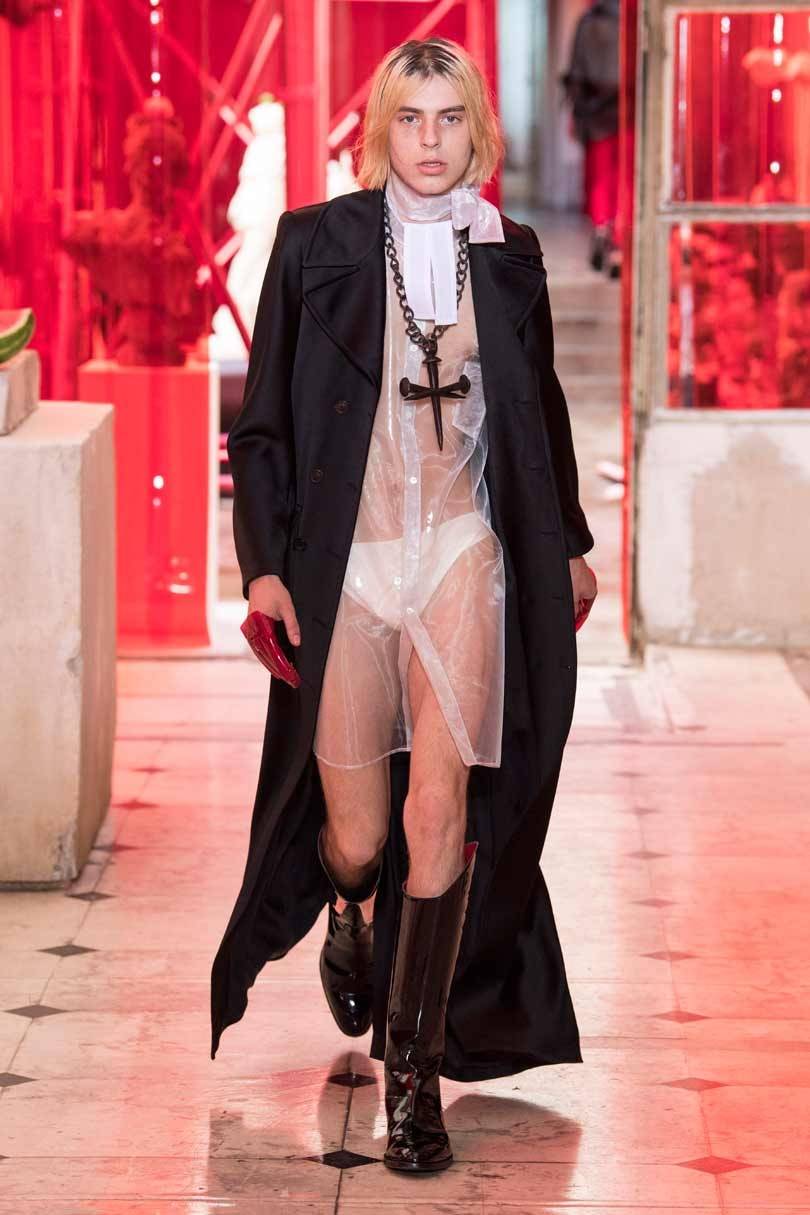 Fashion week: des hommes en corset