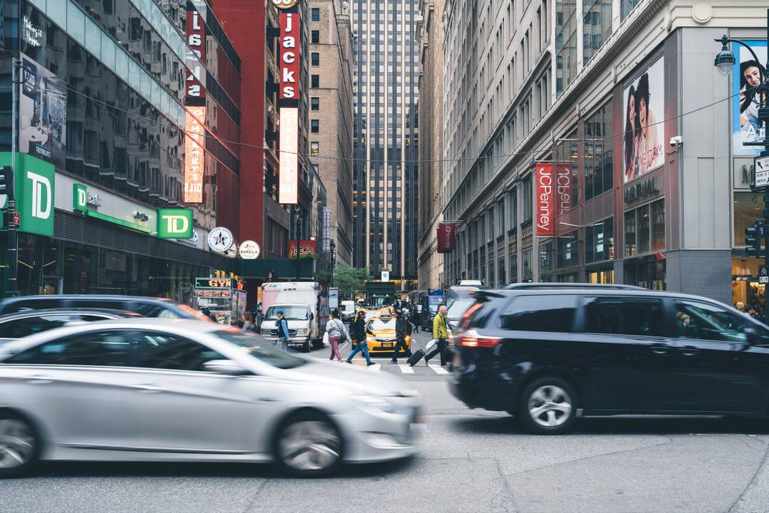 New York shopping street.