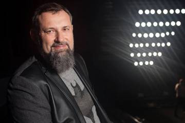 Индустрию моды будут двигать микро-транснациональные компании - Александр Шумский