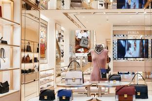 Furla aderisce al programma Fur free retailer