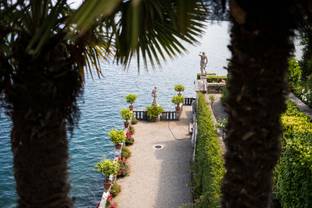 Louis Vuitton sfila con la collezione cruise all'Isola Bella