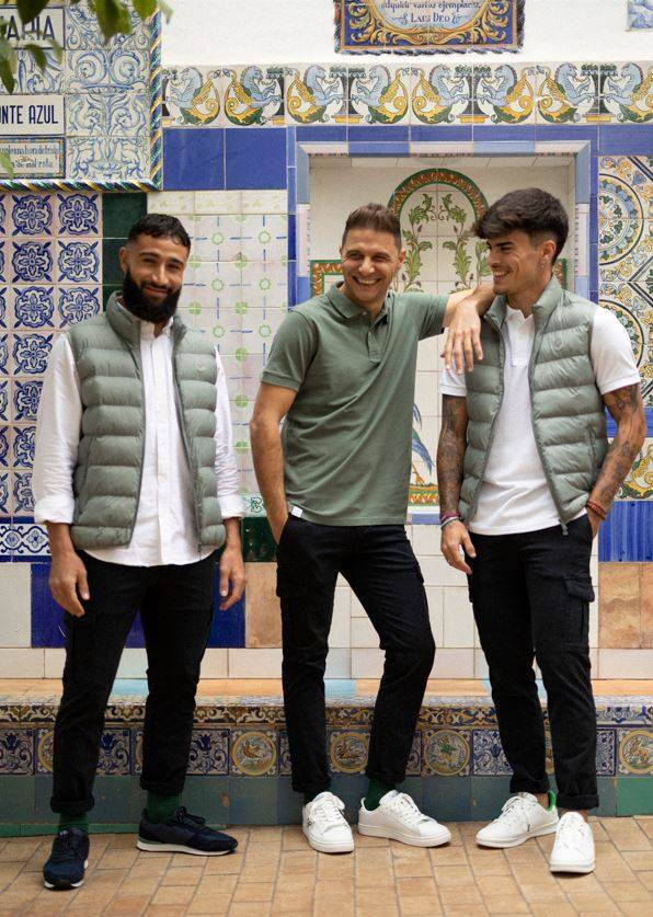 Imagen: Los béticos Fakir, Joaquín y Juan Cruz con "Betis by Silbon"