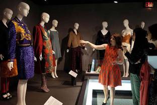 New York exhibition plots rise of global fashion