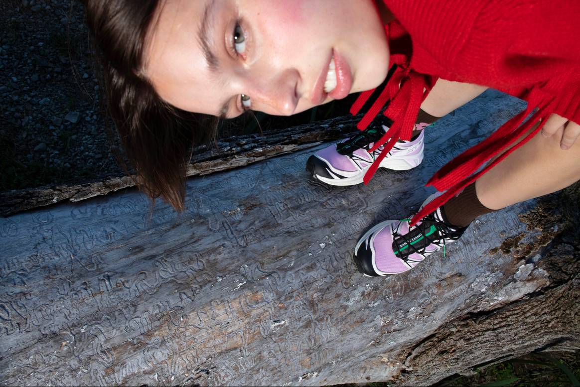 Sandy Liang x Salomon. Beeld: Steven Yatsko