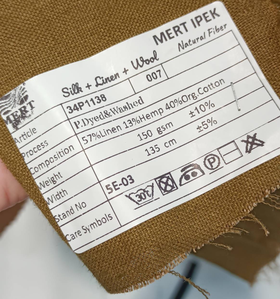 Natürliches Mischgewebe von Mert Ipek. Bild: FashionUnited