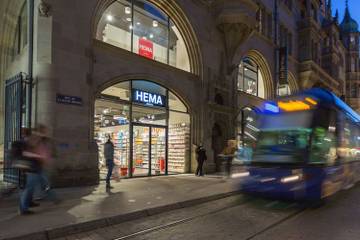 Hema: Mehr Umsatz und weniger Verlust im ersten Quartal