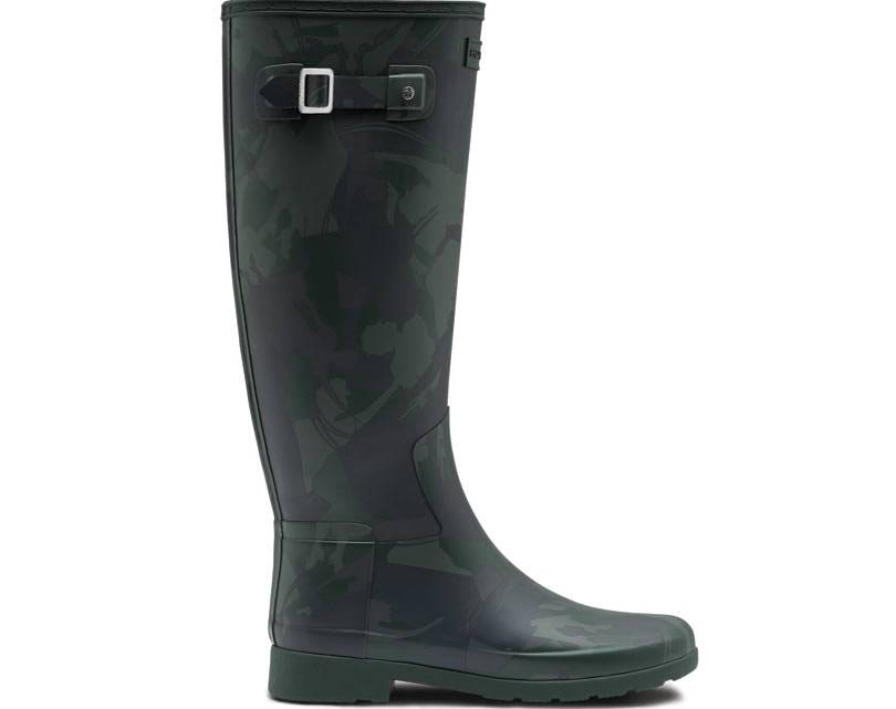Hunter teams up with Disney for Mary Poppins collection