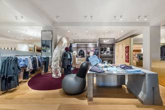 Greenwashing : des publicités de Nike, Superdry et Lacoste interdites au Royaume-Uni