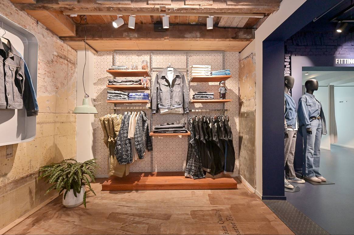 De gezamenlijke Lee en Wrangler winkel in Amsterdam. Beeld via Lee + Wrangler.