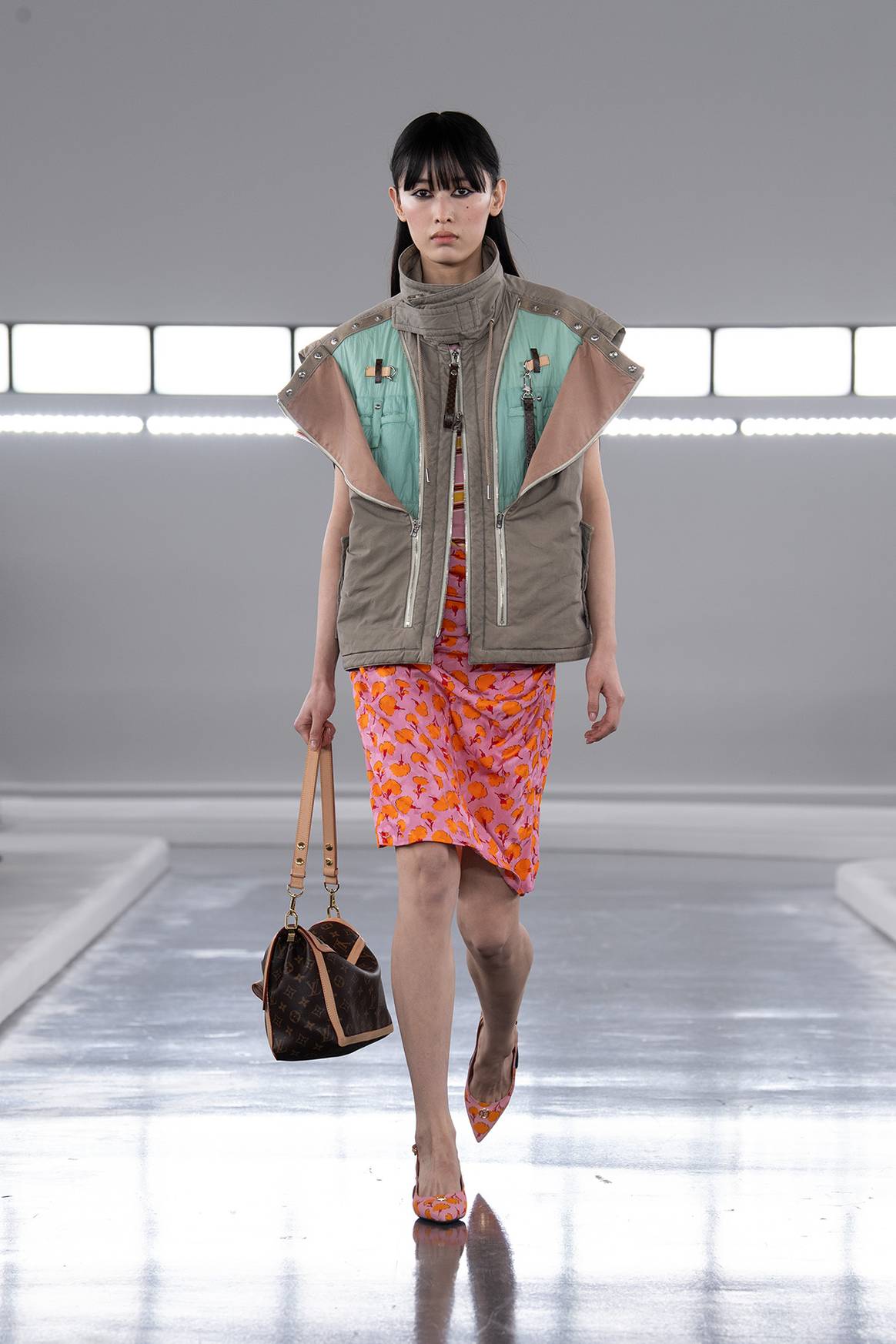 Louis Vuitton, colección “Voyager” Prefall 2024.