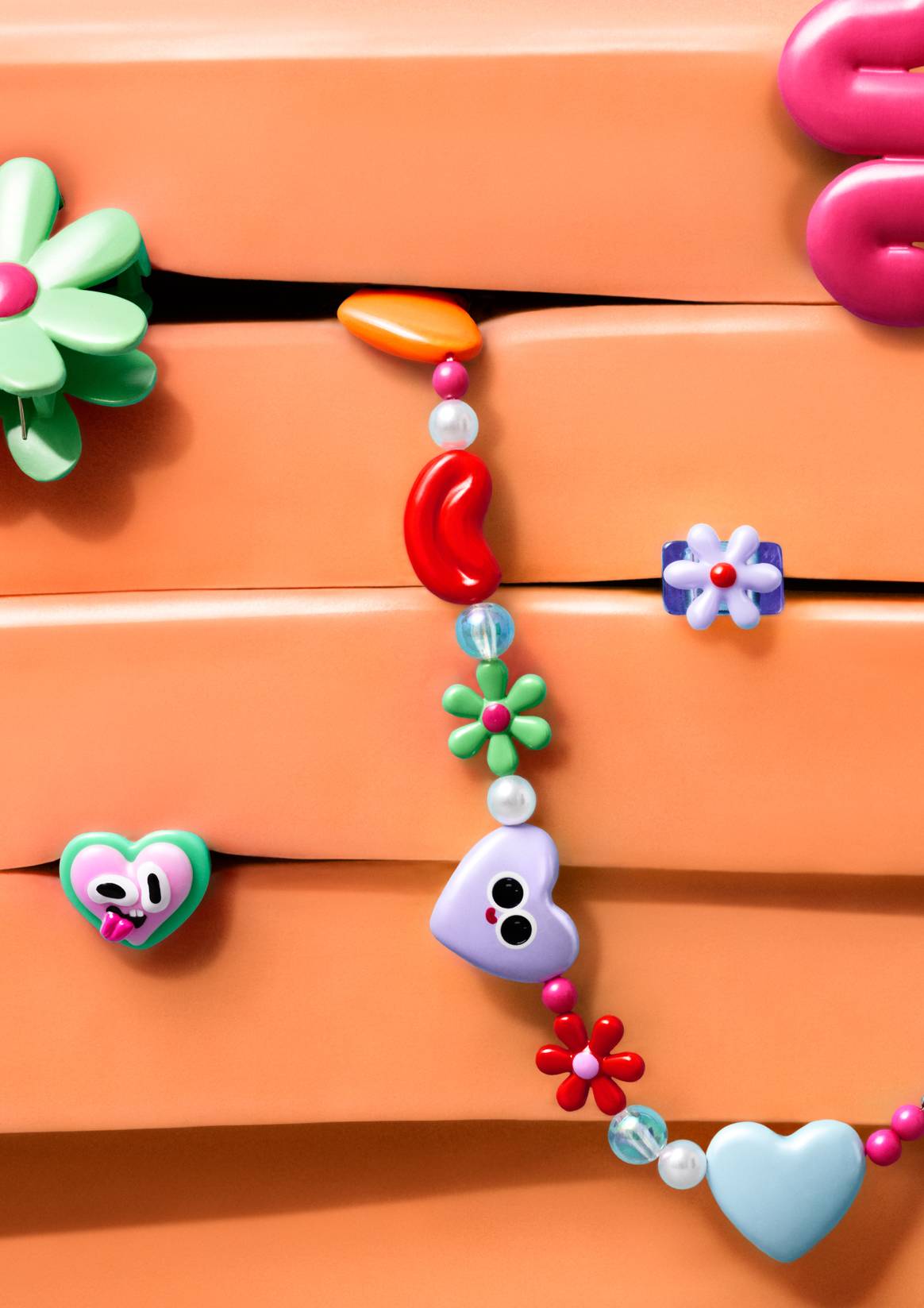 H&M werkt samen met Nederlandse 3D-ontwerper aan kindercollectie. Beeld: H&M
