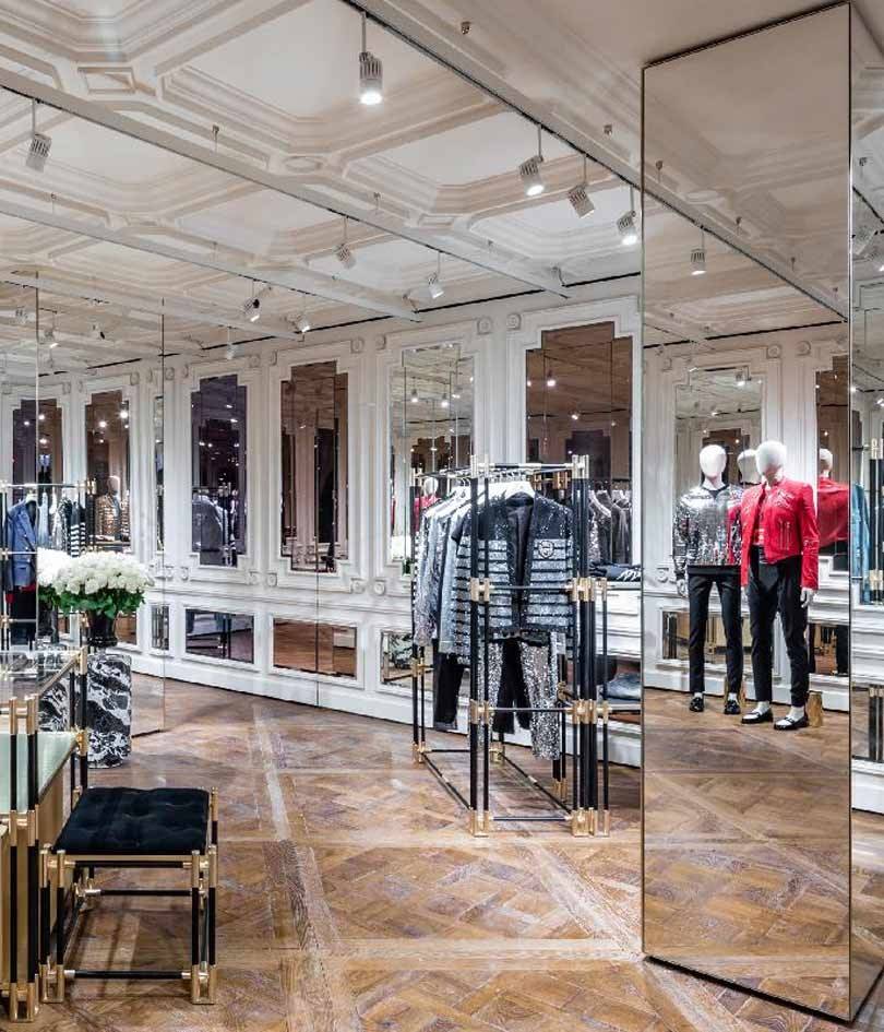 Balmain inaugura su flagship de París