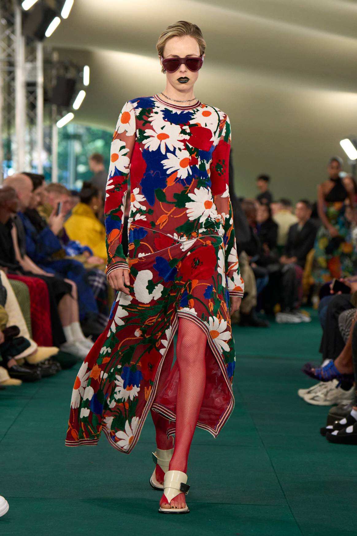 Burberry ss24/ look 50