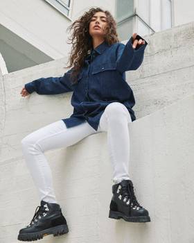 Collection image Noisy may