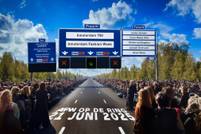 Amsterdam Fashion Week houdt modeshow op de snelweg tijdens Amsterdams 750e verjaardag