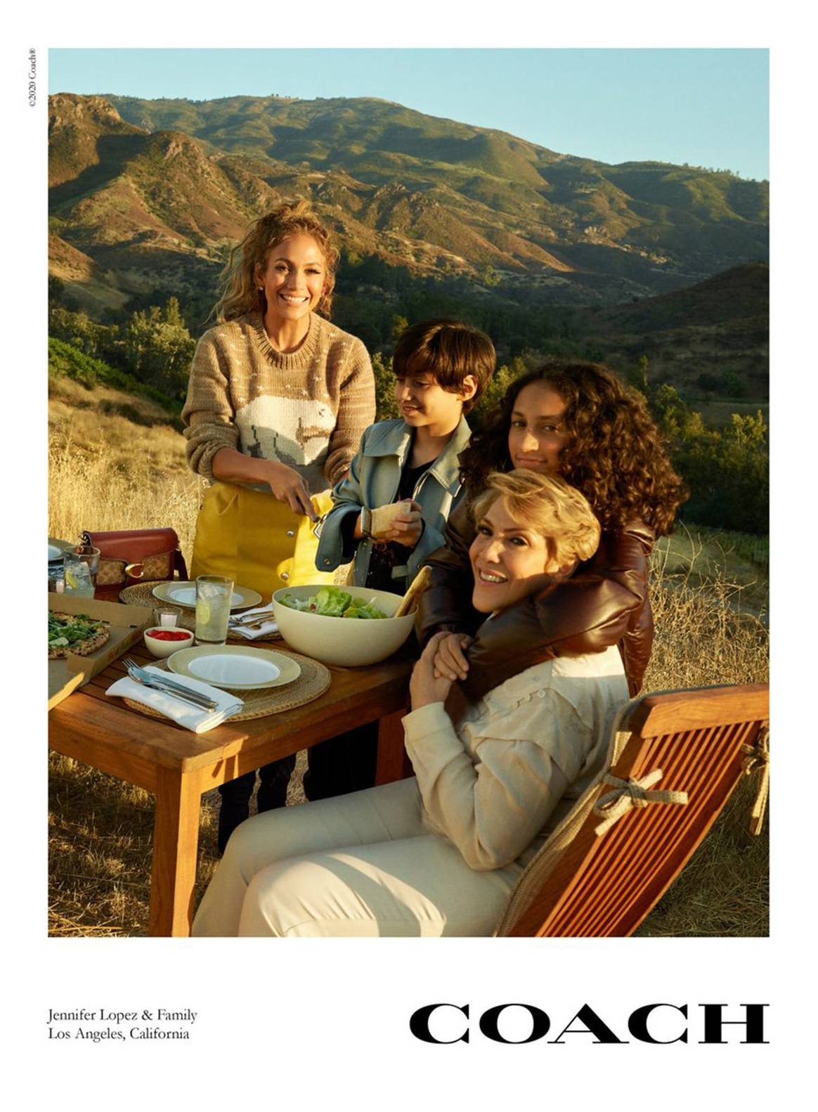 Coach lance sa nouvelle campagne « Coach Family »