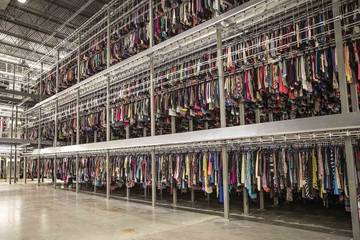 ThredUp arranca ejercicio aumentando ingresos y engrosando pérdidas