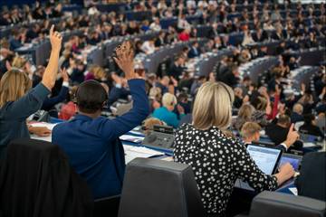 Il Parlamento europeo ha votato contro il fast fashion