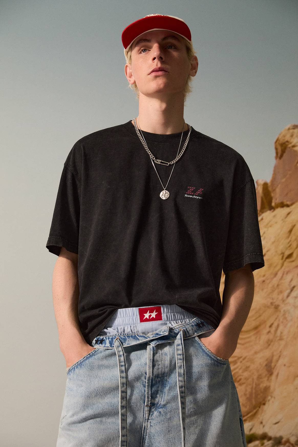 Colección cápsula “Twojeys x Zara”, imagen de campaña.