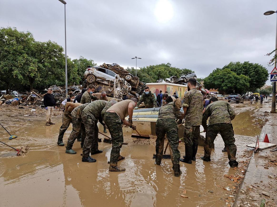 Localidad del área metropolitana de Valencia afectada por las inundaciones provocadas por la DANA durante la tarde-noche del 29 de octubre de 2024.