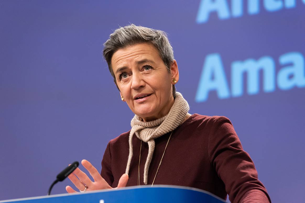 Photo Credits: Margrethe Vestager, vicepresidenta ejecutiva de la Comisión Europea y actual comisaria europea de Competencia, durante el anuncio de la aceptación de los compromisos presentados por Amazon este 20 de diciembre de 2022. European Union.