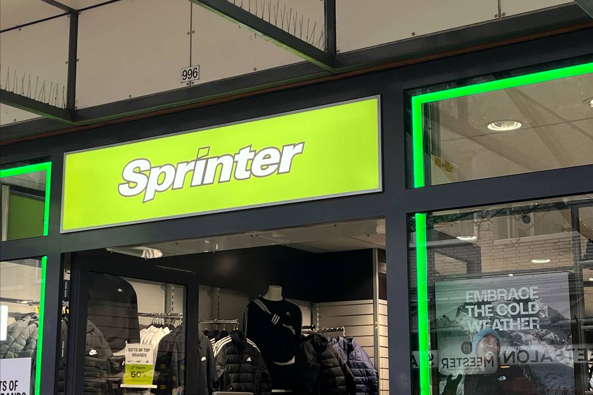 De gevel van een Sprinter winkel.