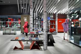 Hunter eröffnet Flagshipstore in Tokio