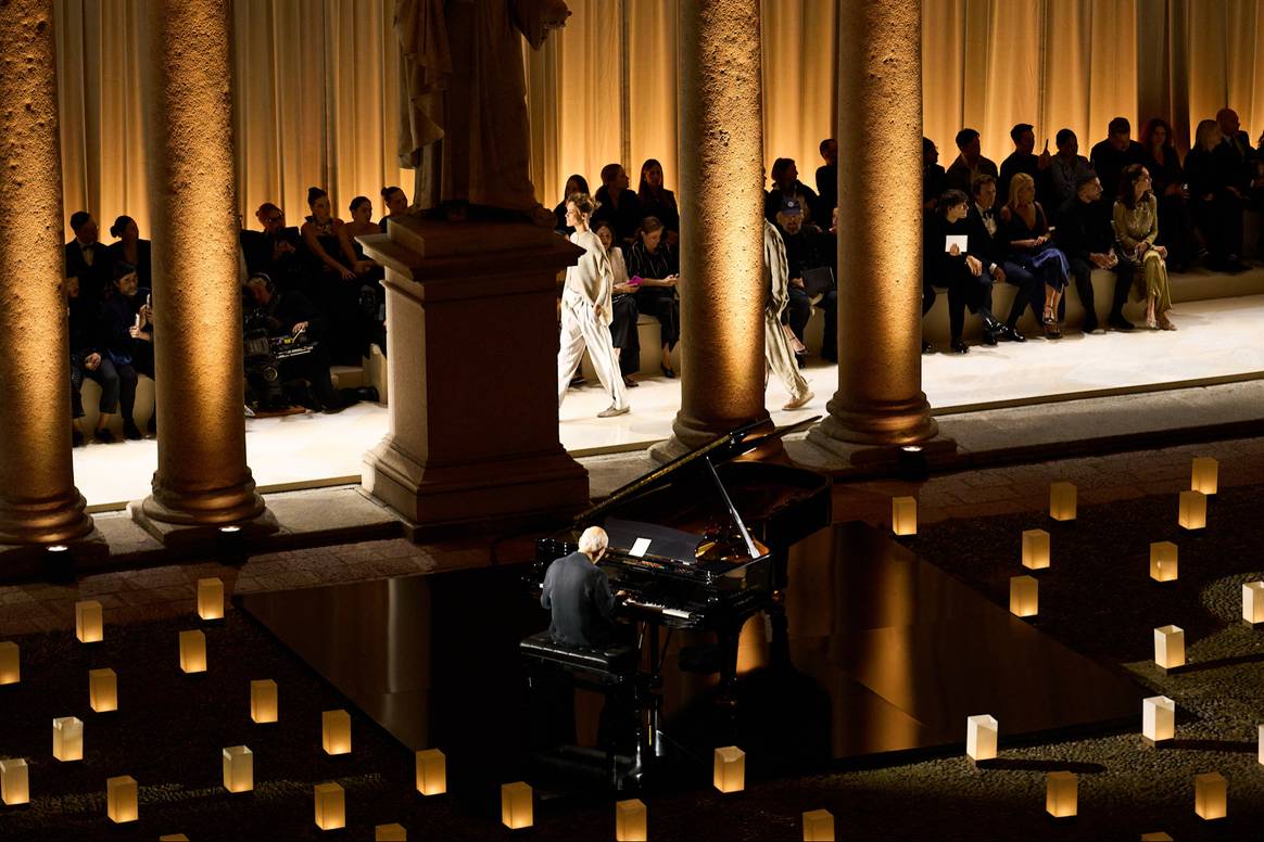 Le décor du show Giorgio Armani SS26.
